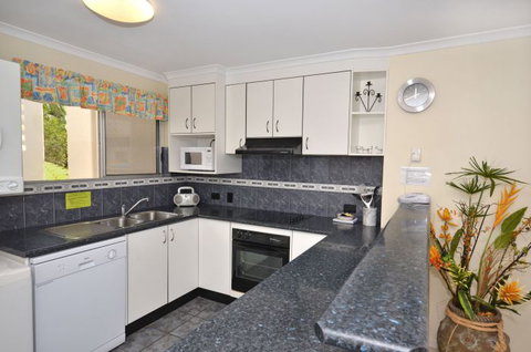 Raintrees Resort - Sunshine Coast Tourism 3