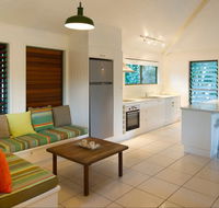 The Retreat Beach Houses