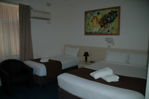 Bentleigh Motor Inn - Sunshine Coast Tourism 1