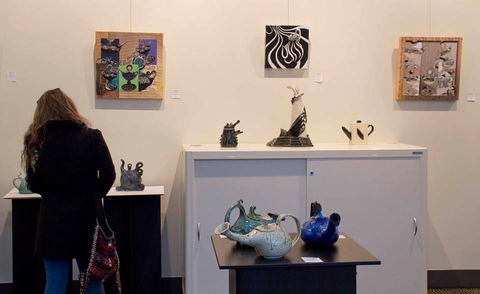 Glen Innes Art Gallery Inc - Holiday Sunshine Coast 0