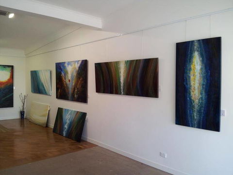 Greg Stevenson Art - Holiday Sunshine Coast 1