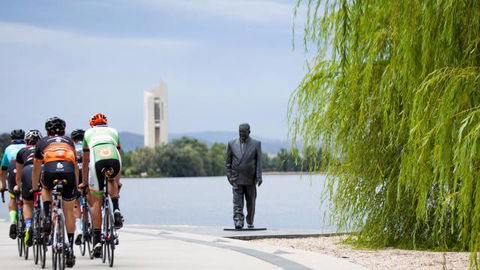 R G Menzies Walk - Sunshine Coast Tourism 0