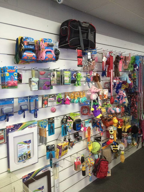 Nambour Pet Shop - Sunshine Coast Tourism 3