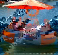 Self-Drive BBQ Boat Hire Mandurah - Group of 3 - 6 people - Holiday Sunshine Coast