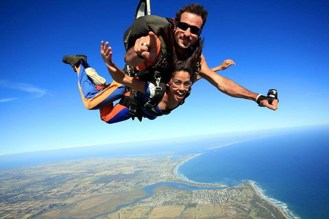 Skydive Great Ocean Road From Up To 15000ft - Holiday Sunshine Coast 1