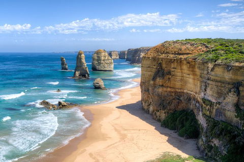 Great Ocean Road For 24 Passengers - Sunshine Coast Tourism 0