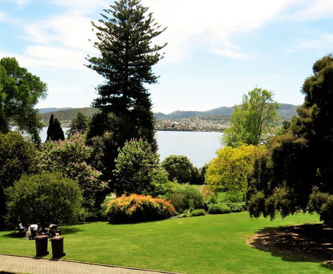Hobart Half-Day Sightseeing Coach Tram Tour - Holiday Sunshine Coast 6
