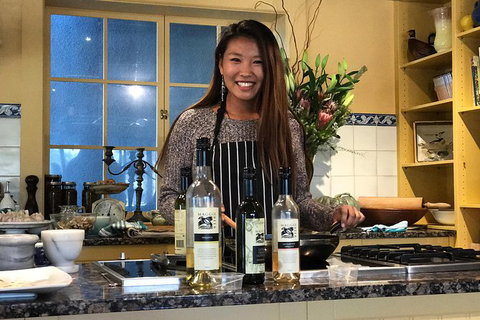 Barossa Valley Via Hahndorf ( Historical German Village ) Inc Maggie Beers Farm - Holiday Sunshine Coast 16