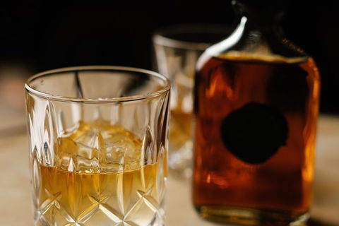 Adelaide Bar Boys Whiskey Tour - Sunshine Coast Tourism 1