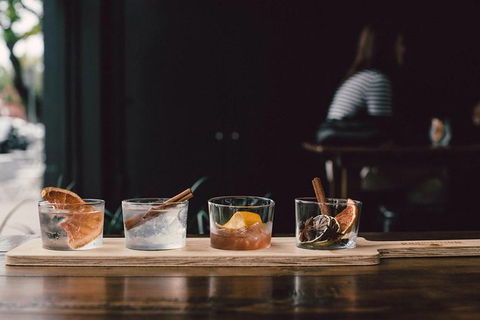 Artisan Gin Tour - Sunshine Coast Tourism 0