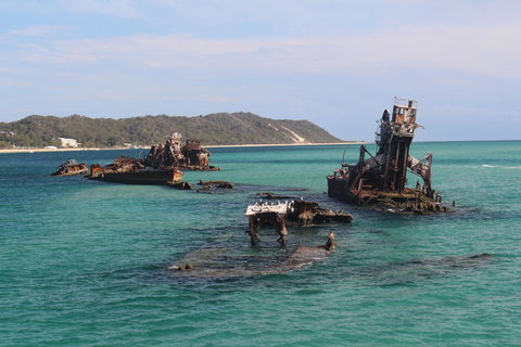 Moreton Island Snorkel And Sandboarding 4WD Day Trip From Brisbane - Sunshine Coast Tourism 2