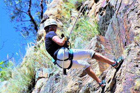 Abseiling The Kangaroo Point Cliffs In Brisbane - Sunshine Coast Tourism 3