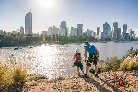 Abseiling The Kangaroo Point Cliffs In Brisbane - Sunshine Coast Tourism 4