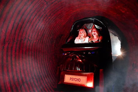 Dracula\'s Cabaret - Gold Coast - Sunshine Coast Tourism 7
