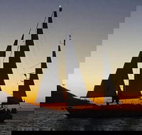 Magnetic Island Sunset Sail - Sunshine Coast Tourism