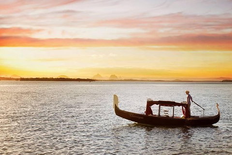 Bribie Island Boat And 4x4 Beach Tour - Sunshine Coast Tourism 3