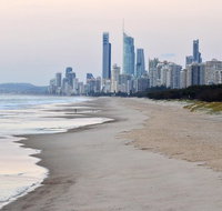 Luxury Brisbane Airport Transfers To and From Broadbeach for up to 11 ppl - Sunshine Coast Tourism