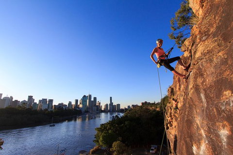 Brisbane Sunset Abseil - Holiday Sunshine Coast 1