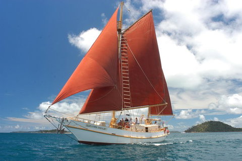 2-Day Whitsundays Sailing Adventure: Alexander Stewart - Holiday Sunshine Coast 1