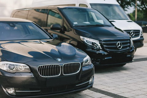 Brisbane Airport To Hotel Round-Trip Private Business Transfer - Sunshine Coast Tourism 0