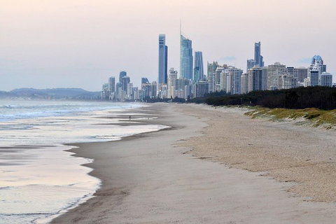Luxury Brisbane Airport Transfers To And From Broadbeach For Up To 4 Ppl - Sunshine Coast Tourism 1