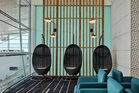 Brisbane Airport International Departure Plaza Premium Lounge - Sunshine Coast Tourism 4