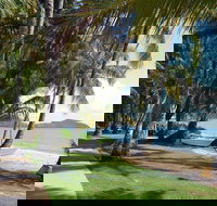 Palm Cove Clifton Beach Kewarra Beach to/from Cairns - Sunshine Coast Tourism