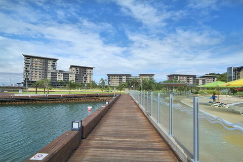 Darwin Hop-on Hop-off Bus Tour - Holiday Sunshine Coast 10