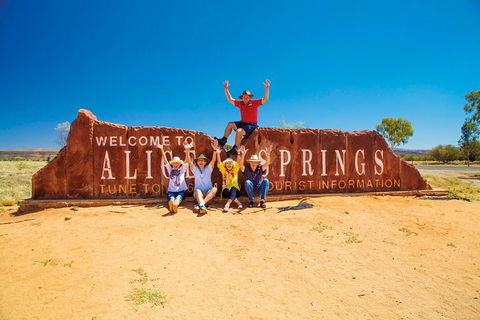 Alice Springs To Uluru (Ayers Rock) One Way Shuttle - Sunshine Coast Tourism 5