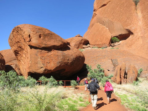 Full Uluru Base Walk At Sunrise Including Breakfast - Holiday Sunshine Coast 3
