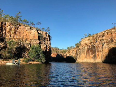 Nitmiluk (Katherine) Gorge 3.5-Hour Sunset Dinner Boat Tour - Sunshine Coast Tourism 3