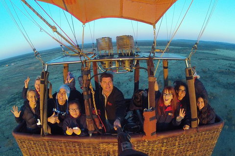 Early Morning Ballooning In Alice Springs - Holiday Sunshine Coast 3