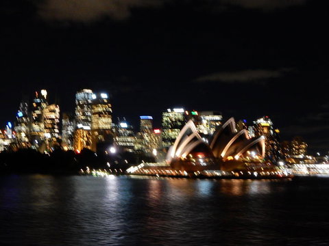 Sydney Harbour Dinner Cruise - Holiday Sunshine Coast 4