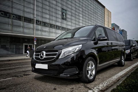 Arrival Private Transfer Sydney Airport SYD To Sydney In Luxury Van V Class - Sunshine Coast Tourism 3