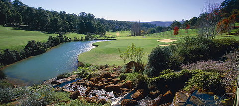 Araluen Golf Resort - Holiday Sunshine Coast 0