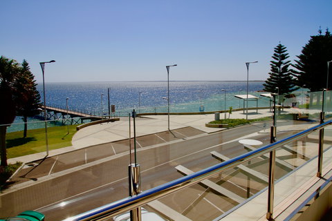 Ceduna Jetty - Holiday Sunshine Coast 2