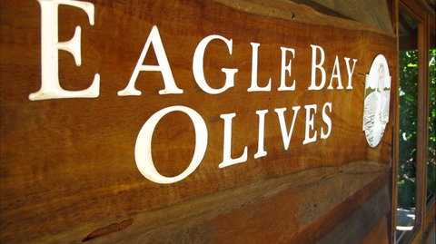 Eagle Bay - Sunshine Coast Tourism 1