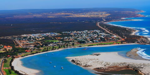 Kalbarri Town Centre - Holiday Sunshine Coast 0