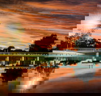 Millicent Swimming Lake - Holiday Sunshine Coast