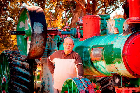 Oaklands Vintage Machinery Museum - Sunshine Coast Tourism 0