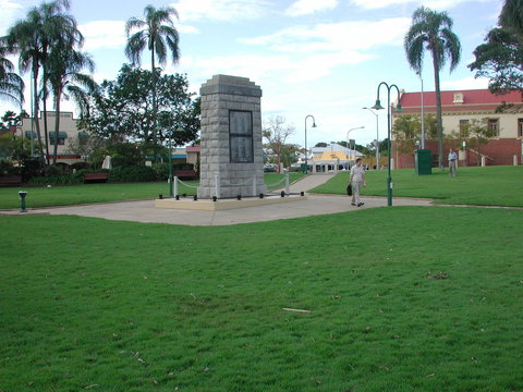 Sandgate War Memorial Park - Holiday Sunshine Coast 2