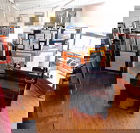 Stewarts Visitor Information and Gallery - Sunshine Coast Tourism