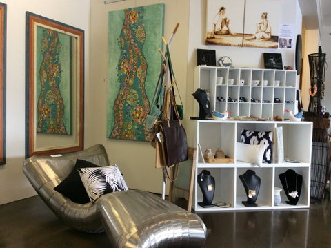 Waubs Bay Gallery - Sunshine Coast Tourism 2