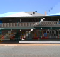 Fifield - Sunshine Coast Tourism