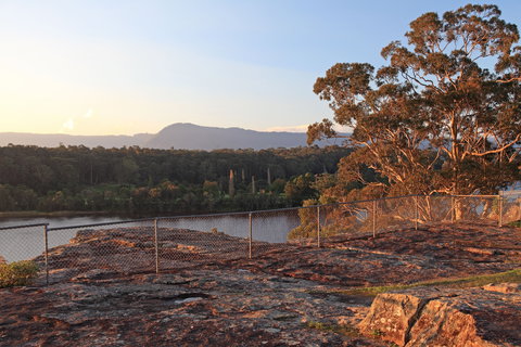 Hanging Rock - Sunshine Coast Tourism 1