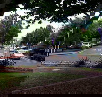 Inverell - Holiday Sunshine Coast