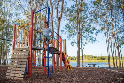 Lake Samsonvale - Holiday Sunshine Coast 2