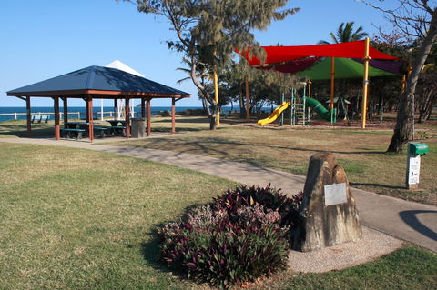 Lamberts Beach - Holiday Sunshine Coast 1