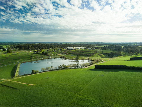 Lardner Park - Holiday Sunshine Coast 0