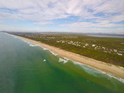 Marcus Beach - Holiday Sunshine Coast 0